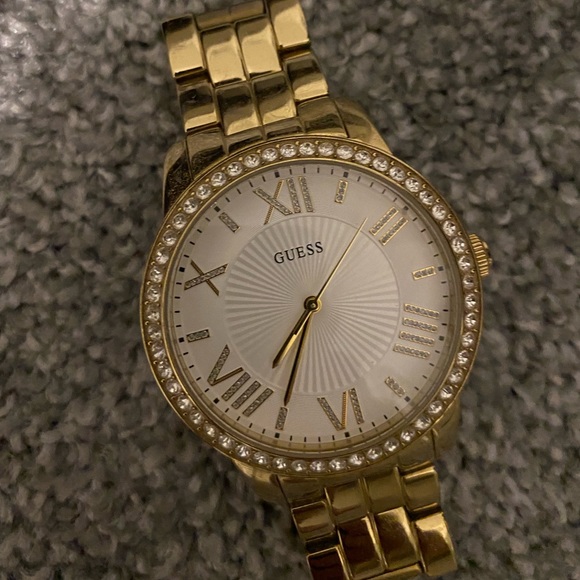 GUESS WATCH - Picture 3 of 4